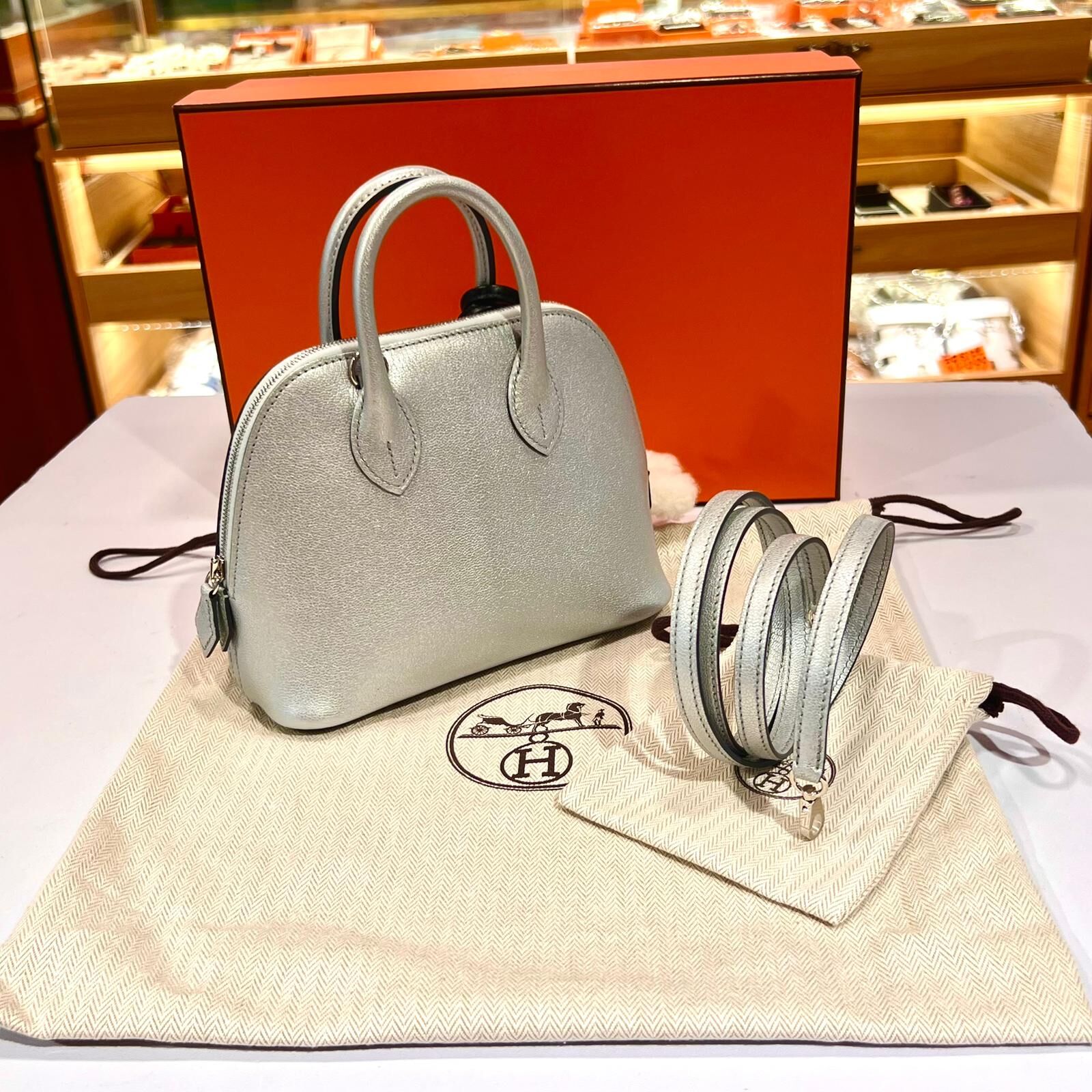 VIP限量版!!! 全新HERMES MINI BOLIDE K刻 05/ARGENT CHEVRE 奧林匹克 鎏銀 山羊皮 #愛馬仕保齡球袋 #BRAND NEW #香榭站正品