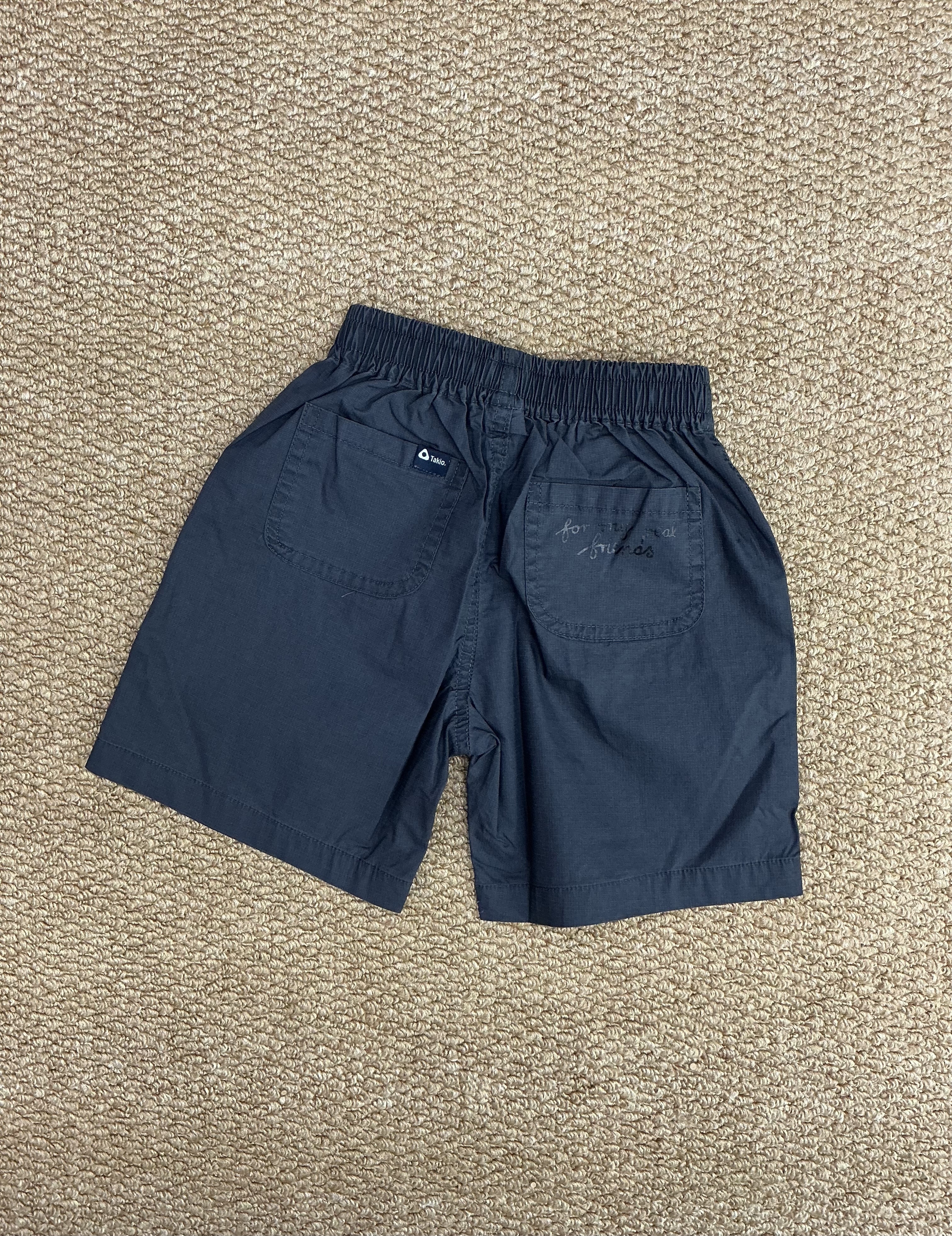 A04956後口袋速乾短褲