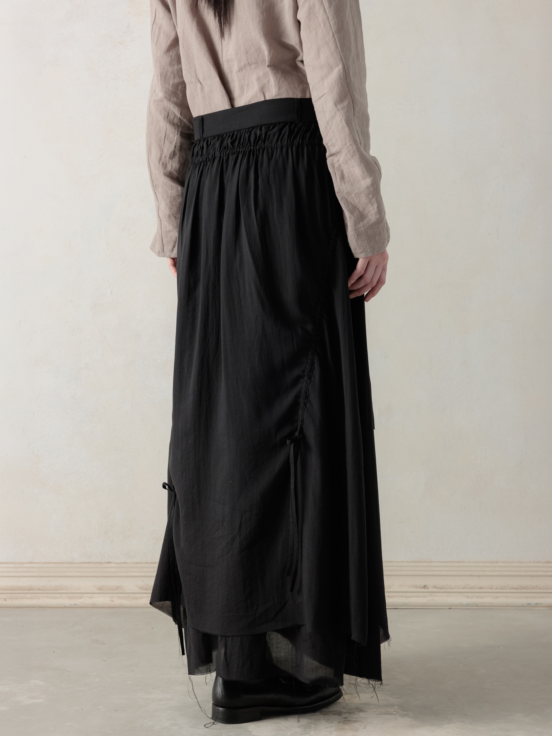 26SS WMS｜Cotton Pleated Midi Skirt (Black)