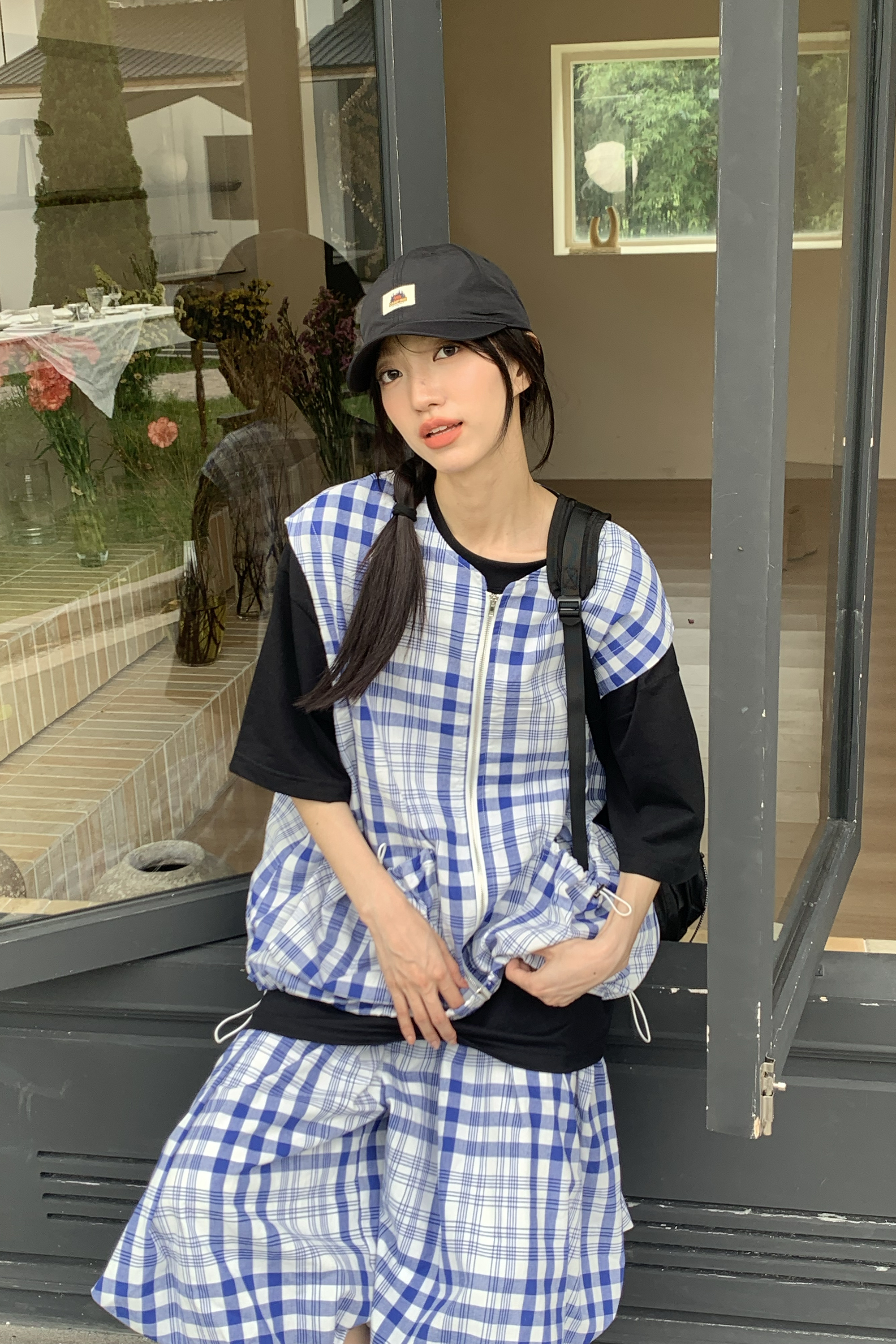 Vibrant｜藍格紋寬肩拉鍊背心