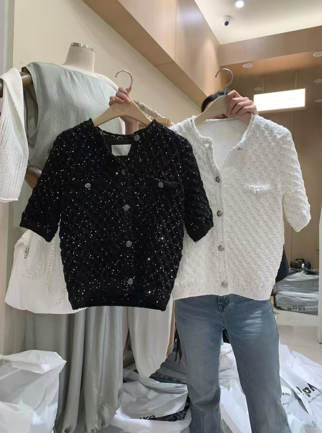 VV6125 小香銀線外套