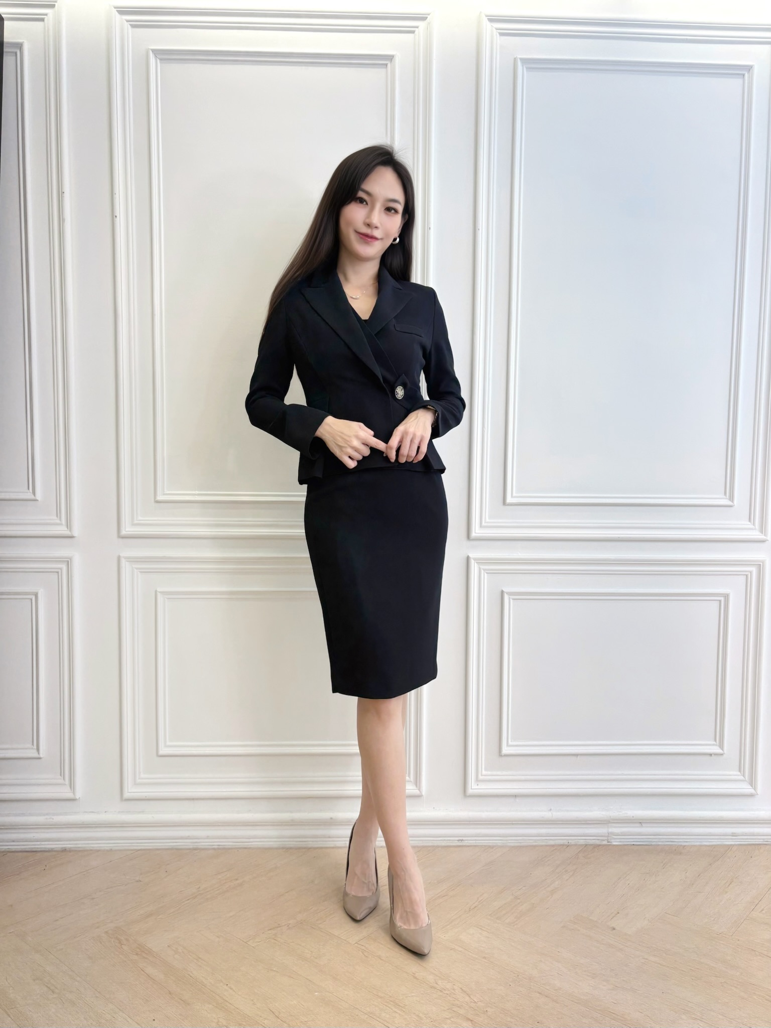 唯美多層次翻領側銀釦套裝