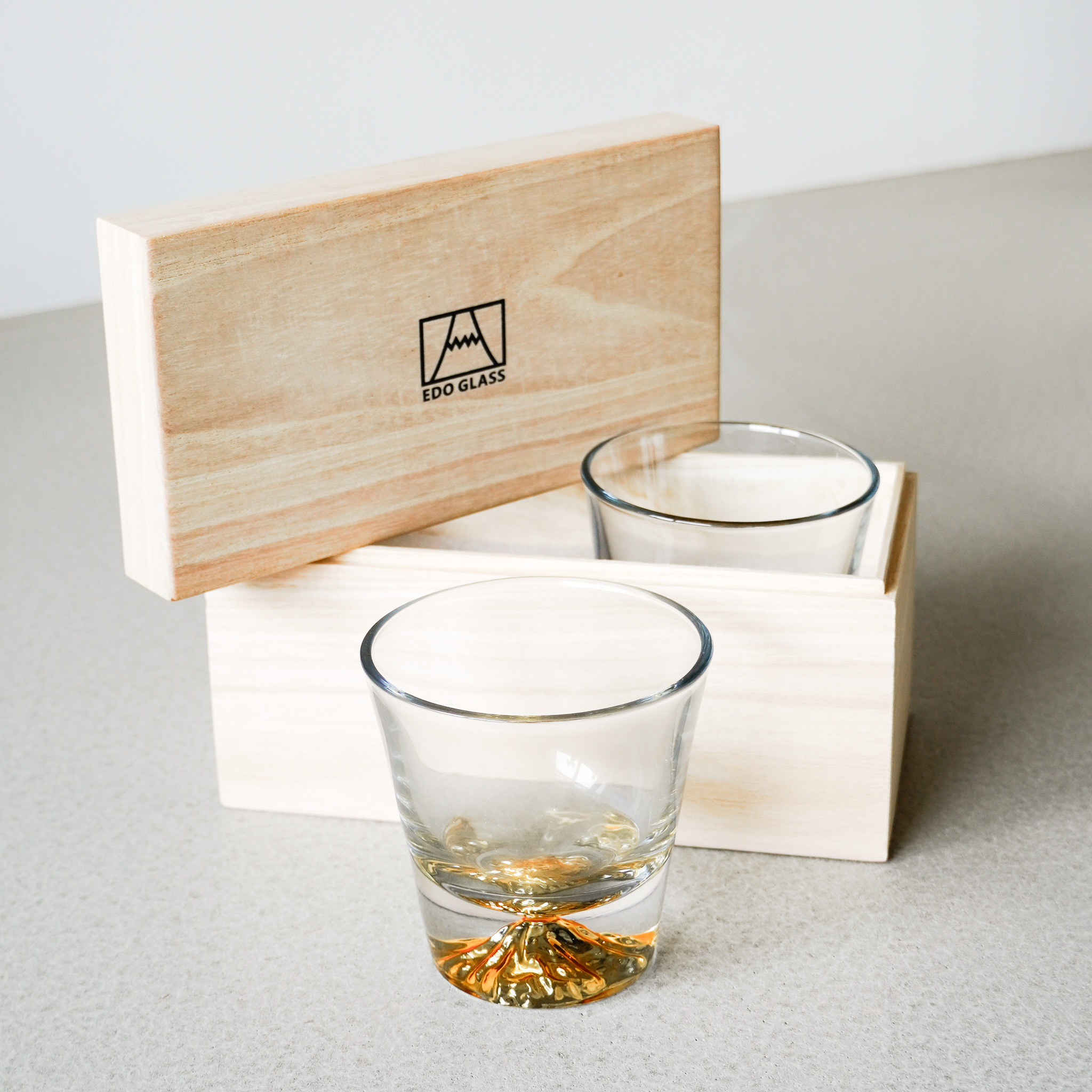 立體富士山威士忌杯 兩入木盒裝