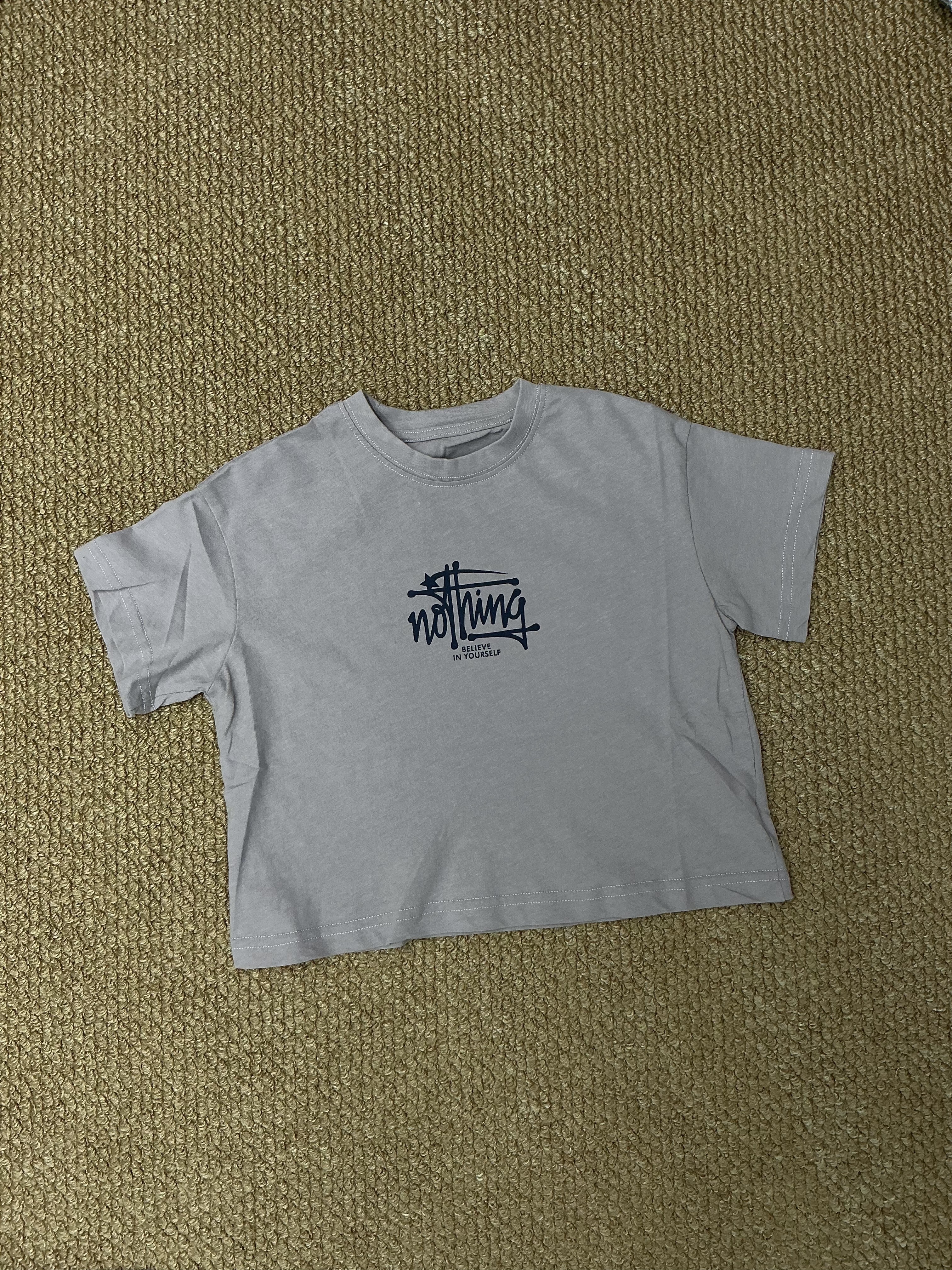 A04964字母造型上衣