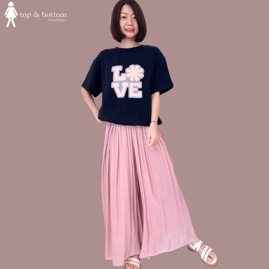 SHORT SLEEVE "LOVE" TIE-WAISTED HEM BLOUSE