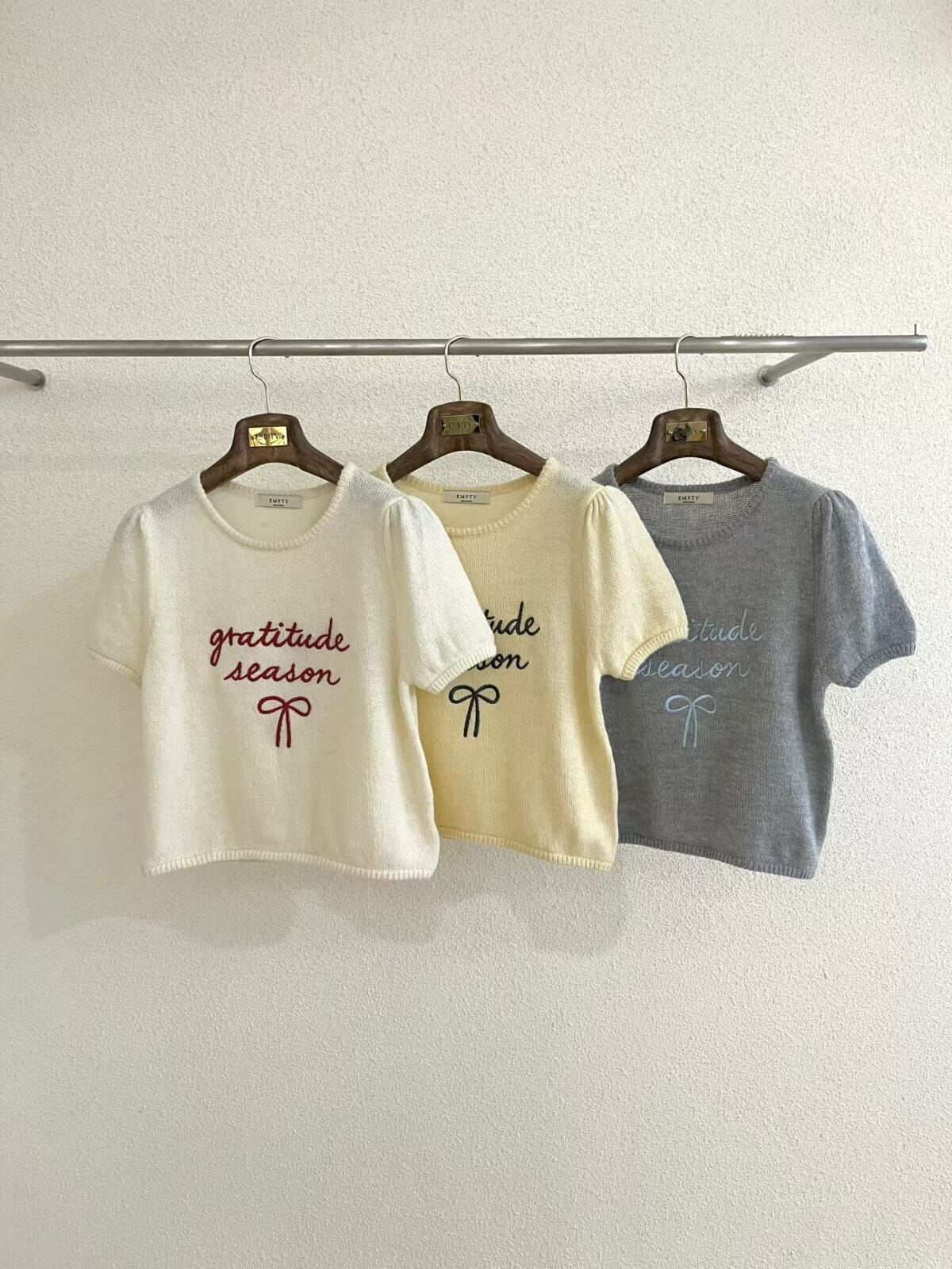 EP6106 刺綉蝴蝶結薄針織上衣