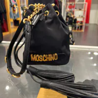 [S] MOSCHINO BLACK TASSEL BUCKET SHOULDER BAG, 2322B840782021555 (SM909)
