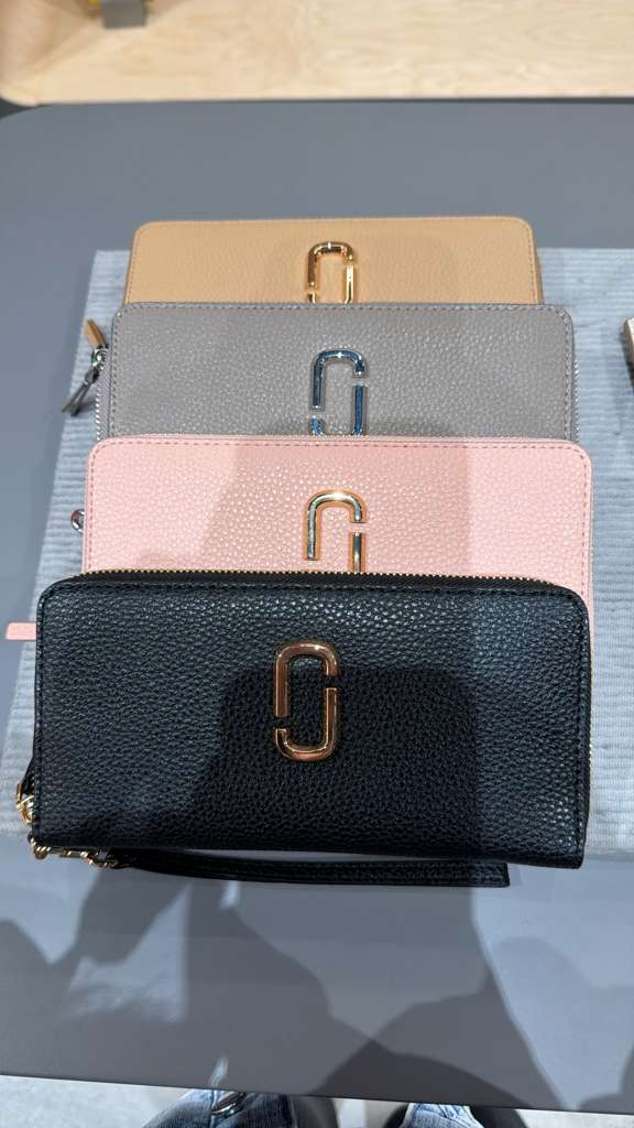 YP001 Marc Jacobs The J Marc 荔枝紋牛皮長銀包