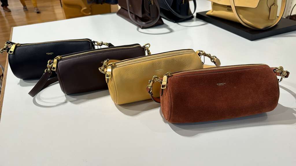 YP046 Coach Barrel 22 手袋 22x9cm