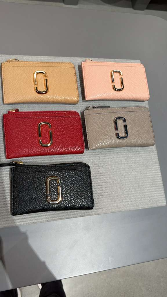 YP002 Marc Jacobs The J Marc 荔枝紋牛皮頂部拉鍊卡包