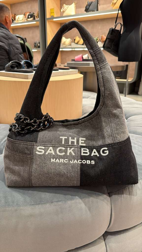 YP010 Marc Jacobs 牛仔拼接麻袋包 40x20cm