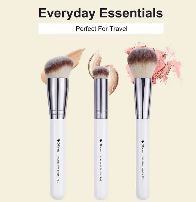 [3 pcs] Panda series makeup brush set for face (White) DS0305