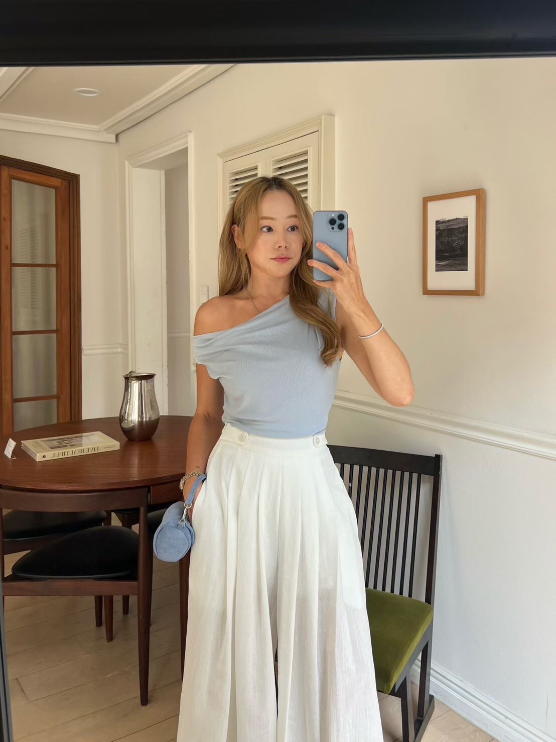 優雅女子可拉露肩造型彈力螺紋上衣 / 4色