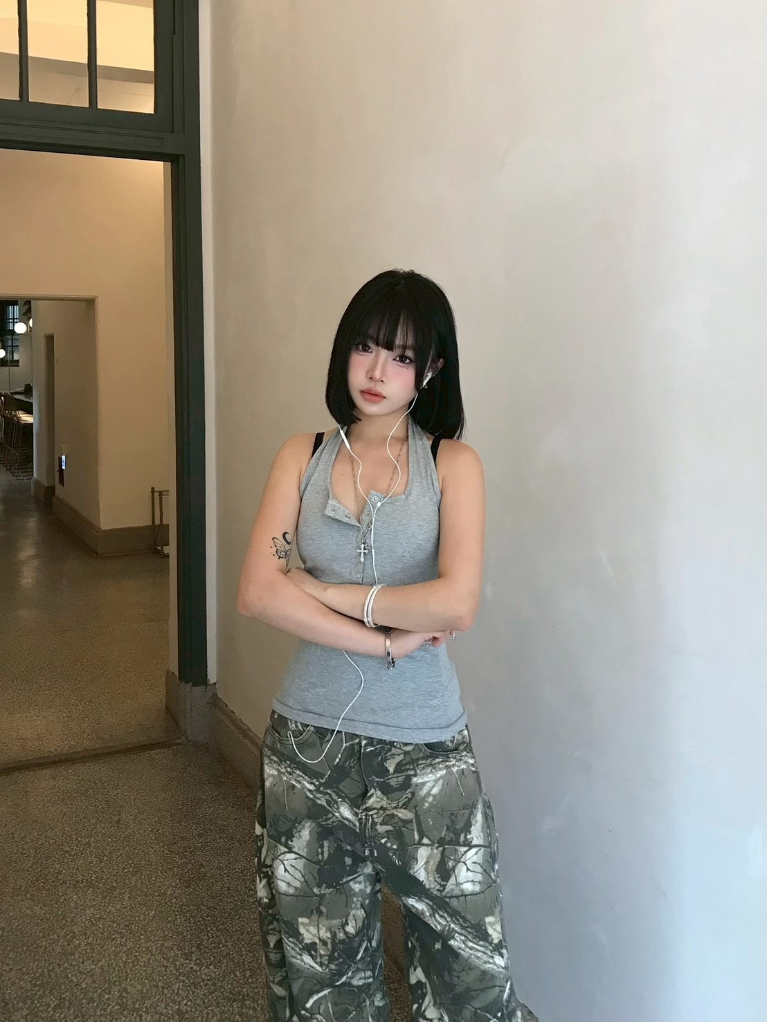 日常但心機 半開領掛脖修身背心 2colors