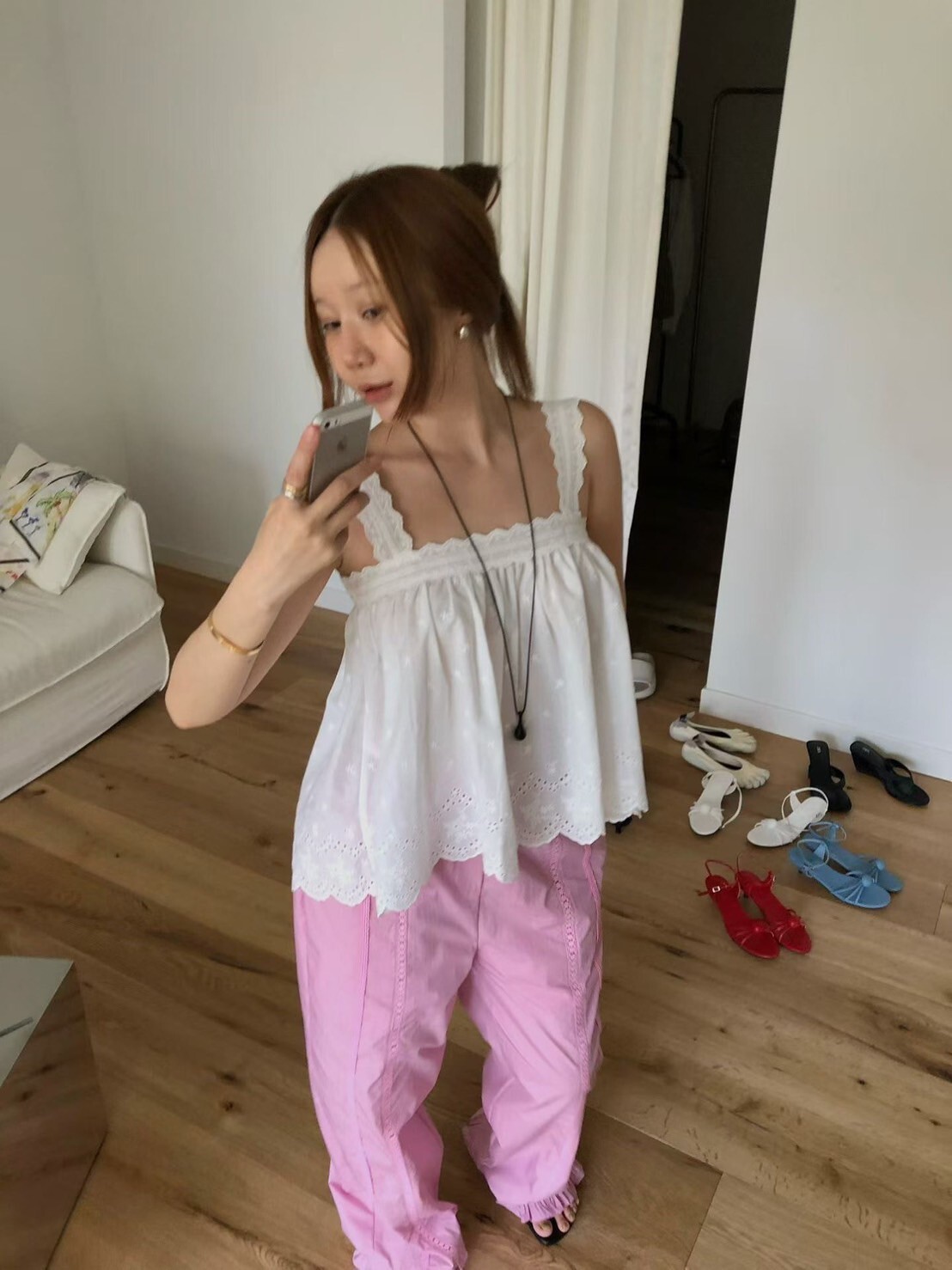 亮眼色系鬆緊腰蕾絲荷葉滾邊長褲-F / 3色