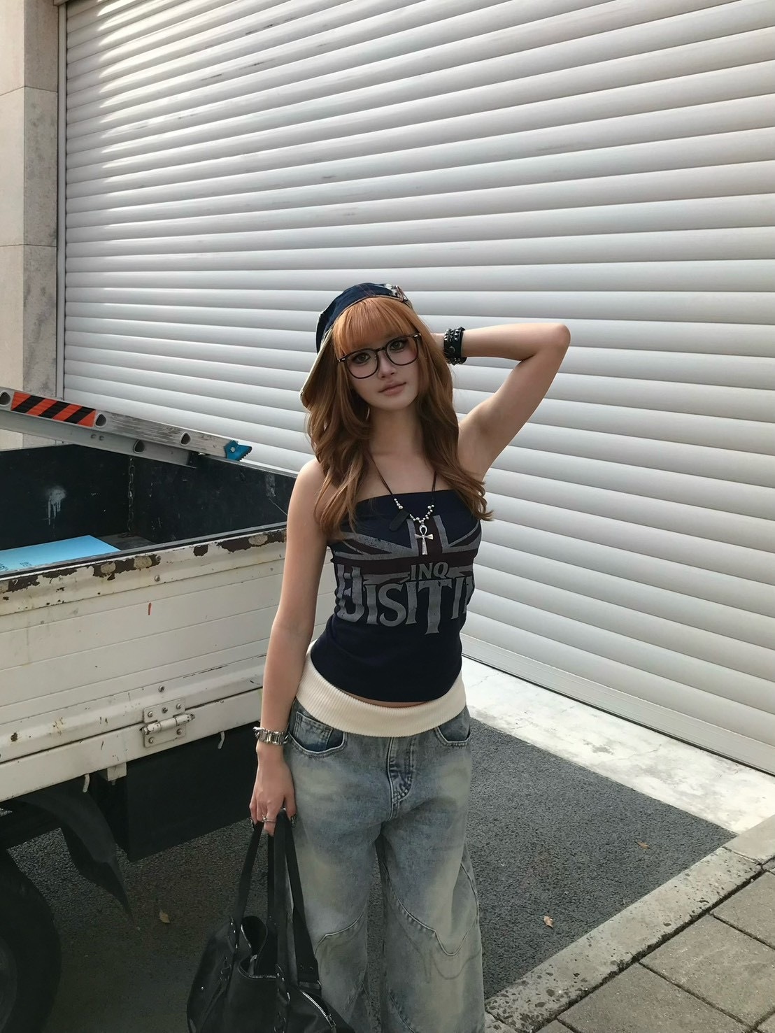 辣到中暑 美式印花平口上衣（藍色）