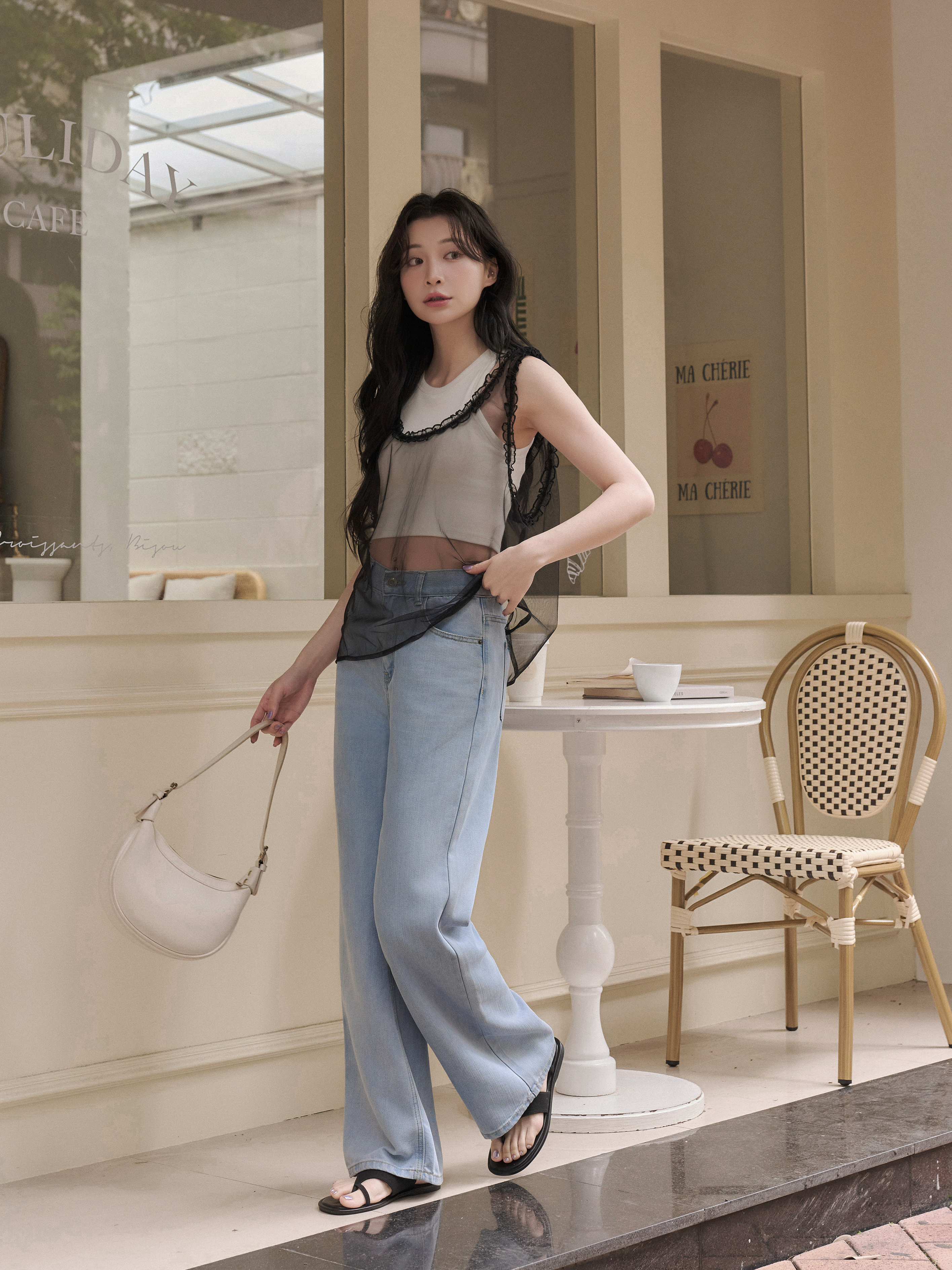 透膚花邊網紗背心