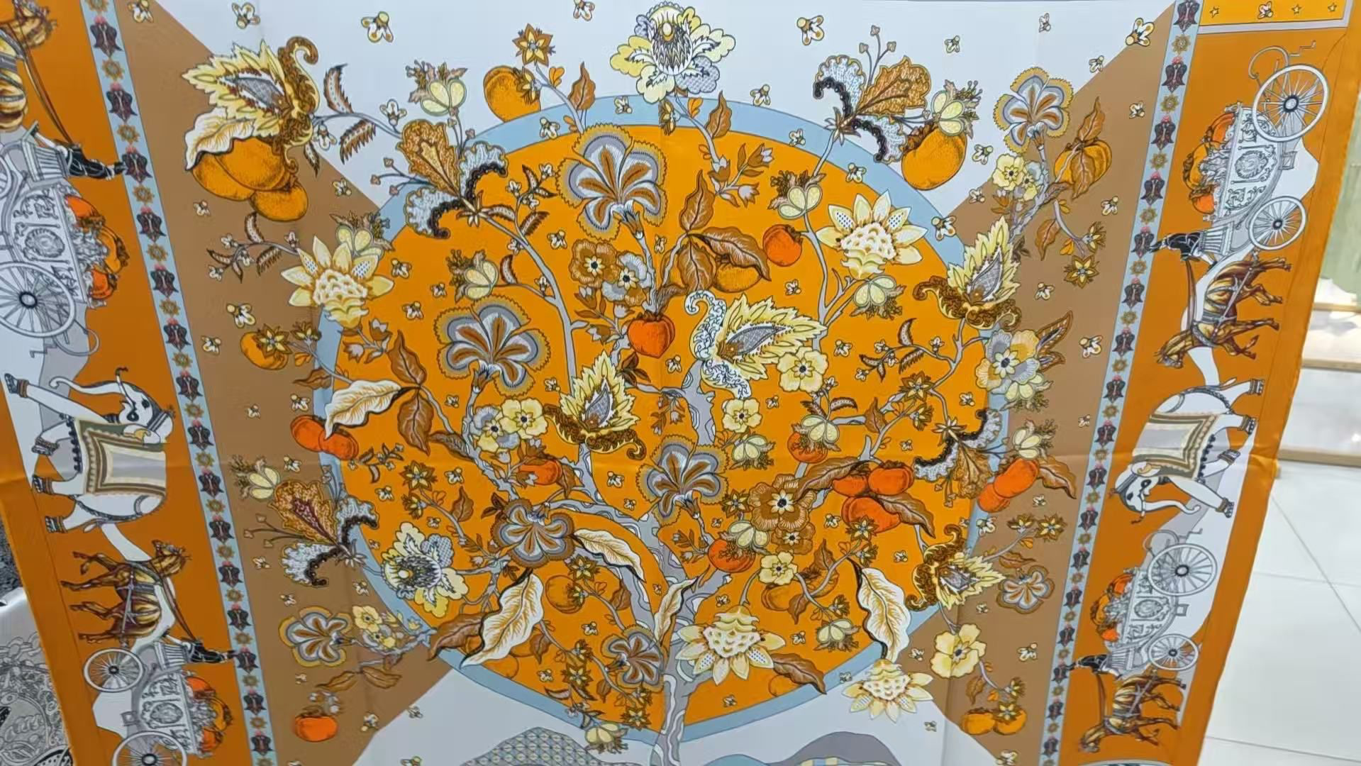 0422sz17-SZHK-QUILT-100 % 桑蠶絲絲巾 106cm x 106cm "$388/1條 $699/2條以上"(S1-S6)