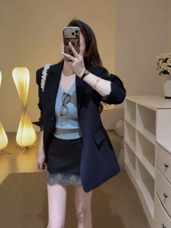 蕾絲拼接短裙+西裝外套(2件組)