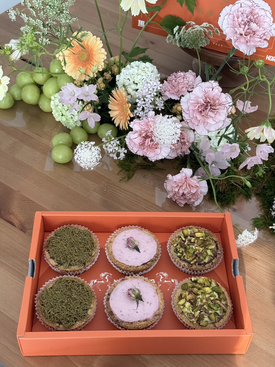 5/7(四)母親開心禮盒(杜拜巧克力*2玫瑰覆盆子乳酪*2開心果乳酪*2)