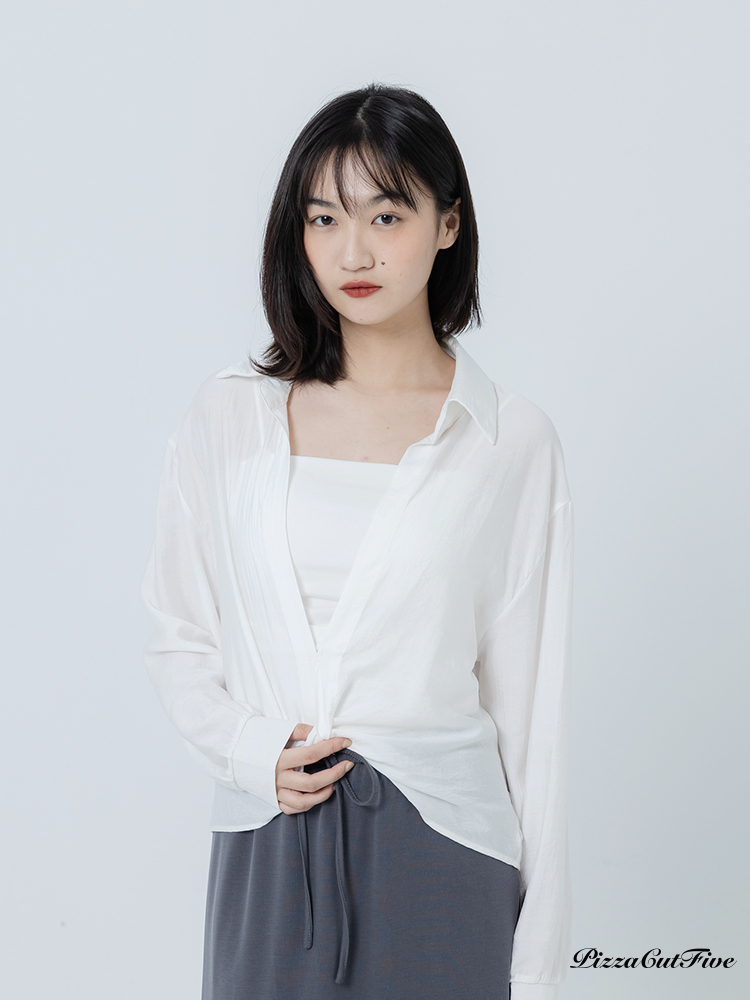 [兩件1580]素色大V領長袖襯衫 PizzaCutFive PCF261401020