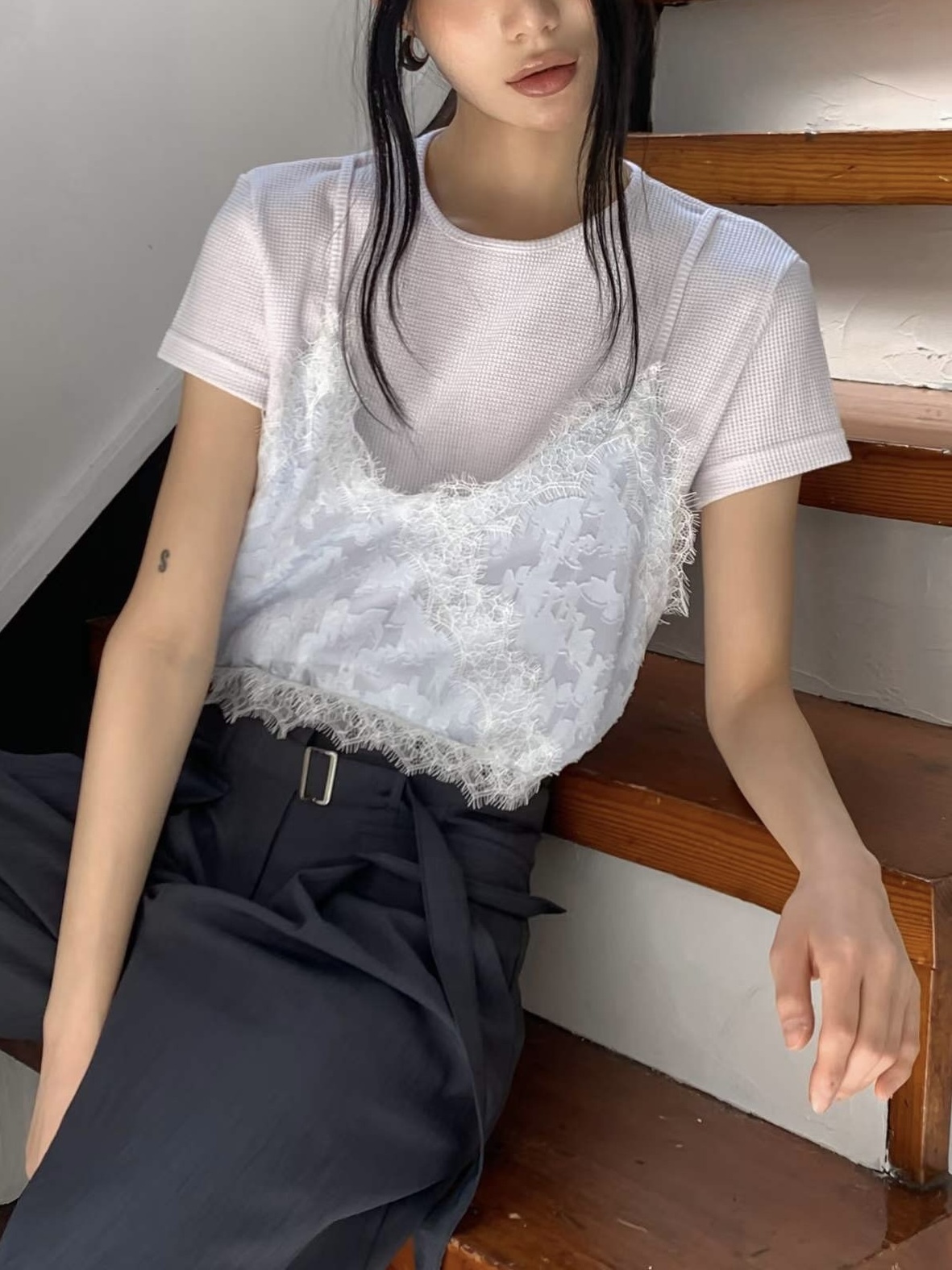 Apr6106版型極佳 鬆餅格蕾絲背心拼接上衣 （韓國布料）