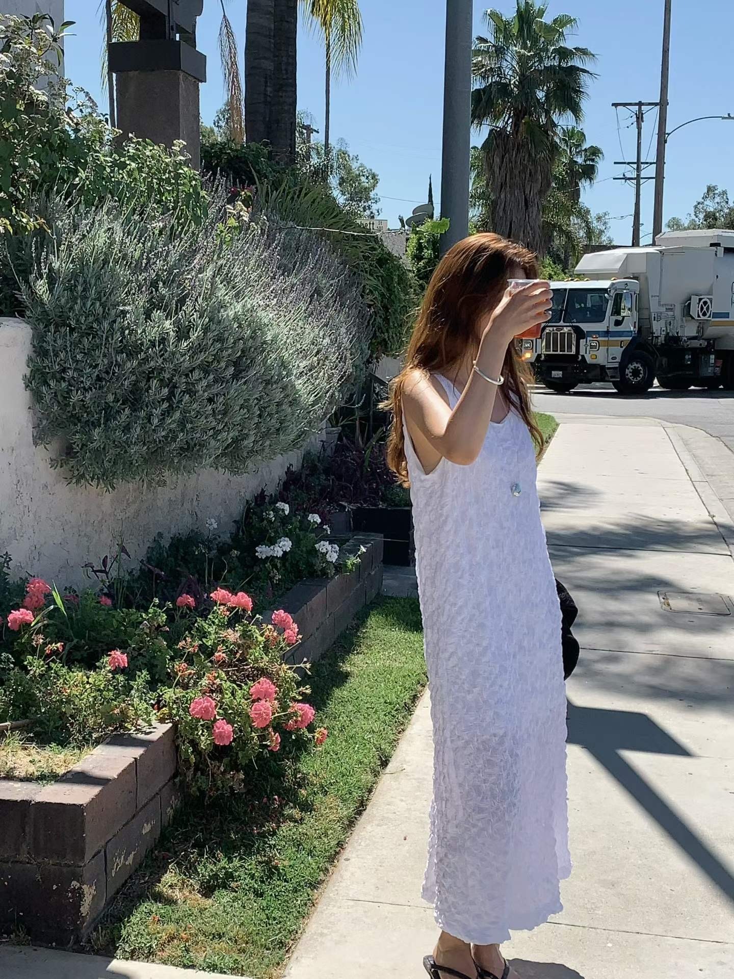 Apr6109本期推薦 簡約質感 修身不顯臀皺皺懶人洋