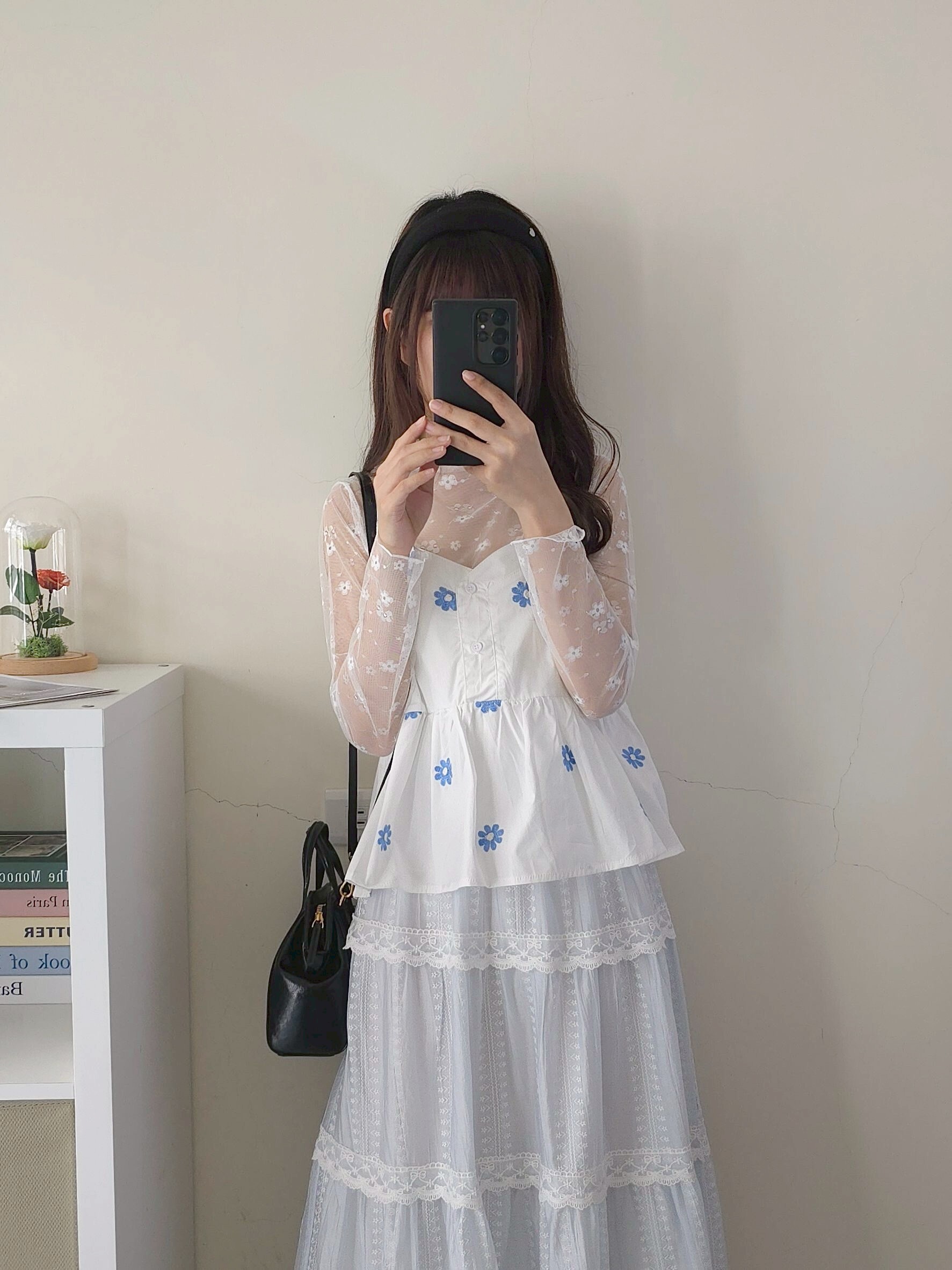 🩵夏日文學小花刺繡背心 2𝐜𝐨𝐥𝐨𝐫. #IC05