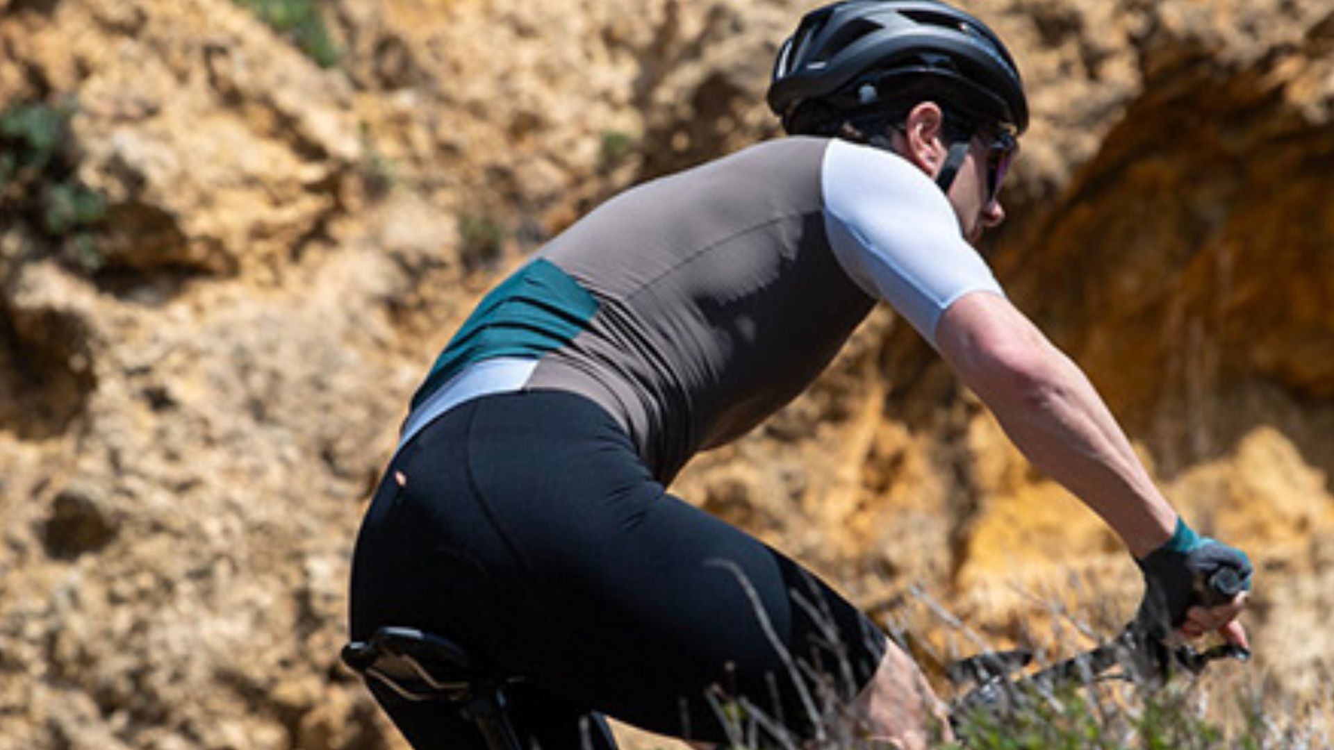 Northwave-Extreme-Evo-撞色車衣-Sand-Ice-Grey-情境