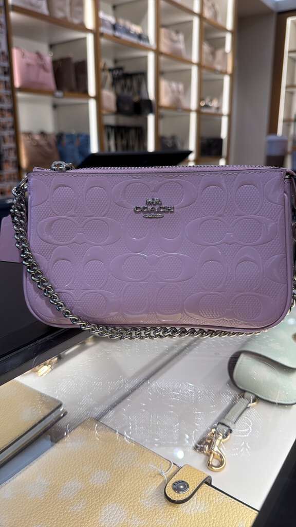 YP065 Coach Nolita 19 粉紫色亮面皮革鍊包 19x11cm