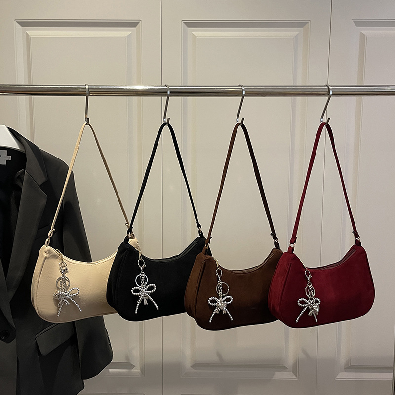 Chic Minimalist Crossbody Handbag