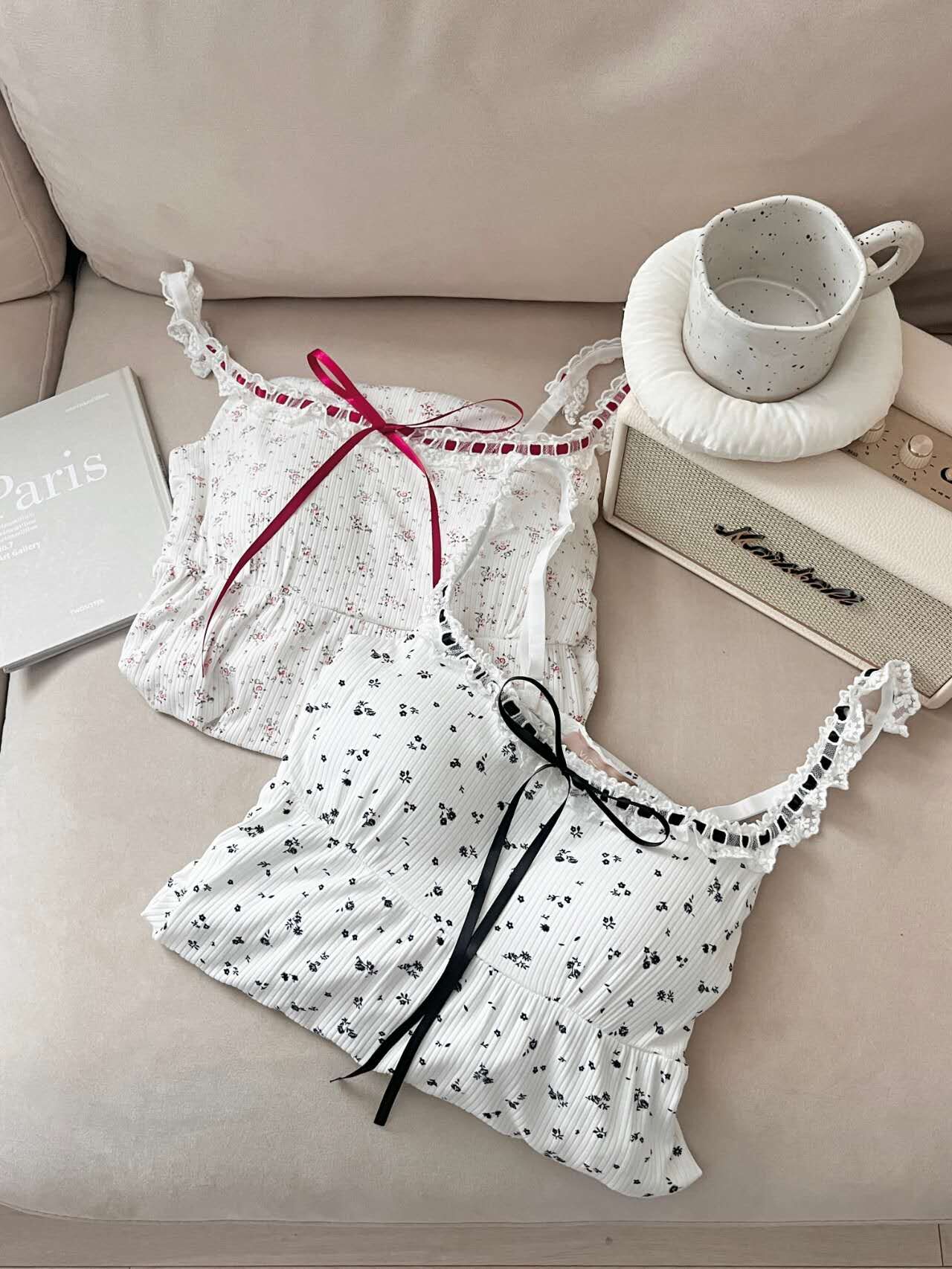 Apr6115本期推薦！ 法式小花蕾絲滾邊領附bra連身洋裝睡衣