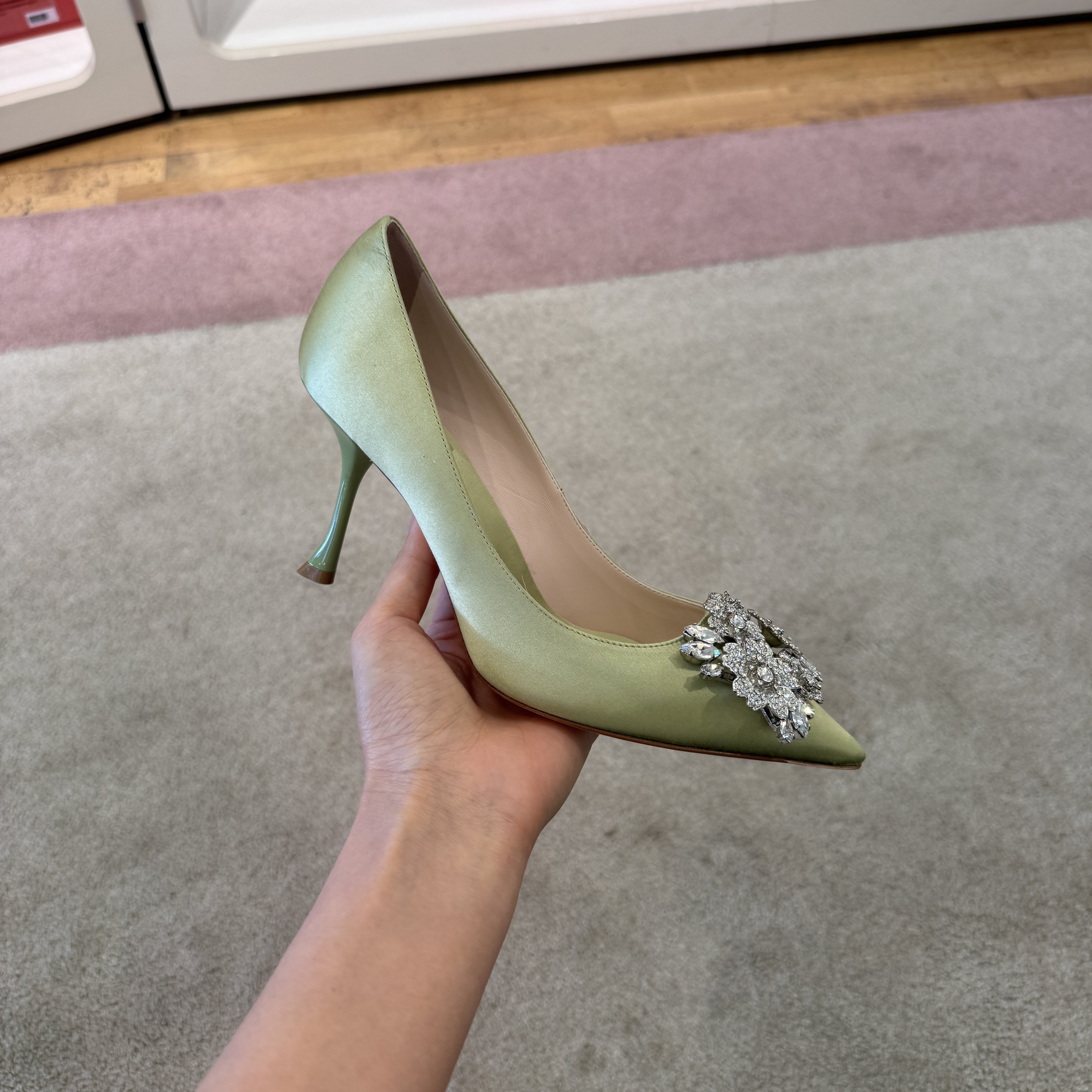 Roger Vivier RV bouquet strass heels satin green