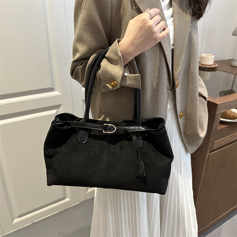 Chic Vintage Large Capacity Relaxed Shoulder Tote Bag
