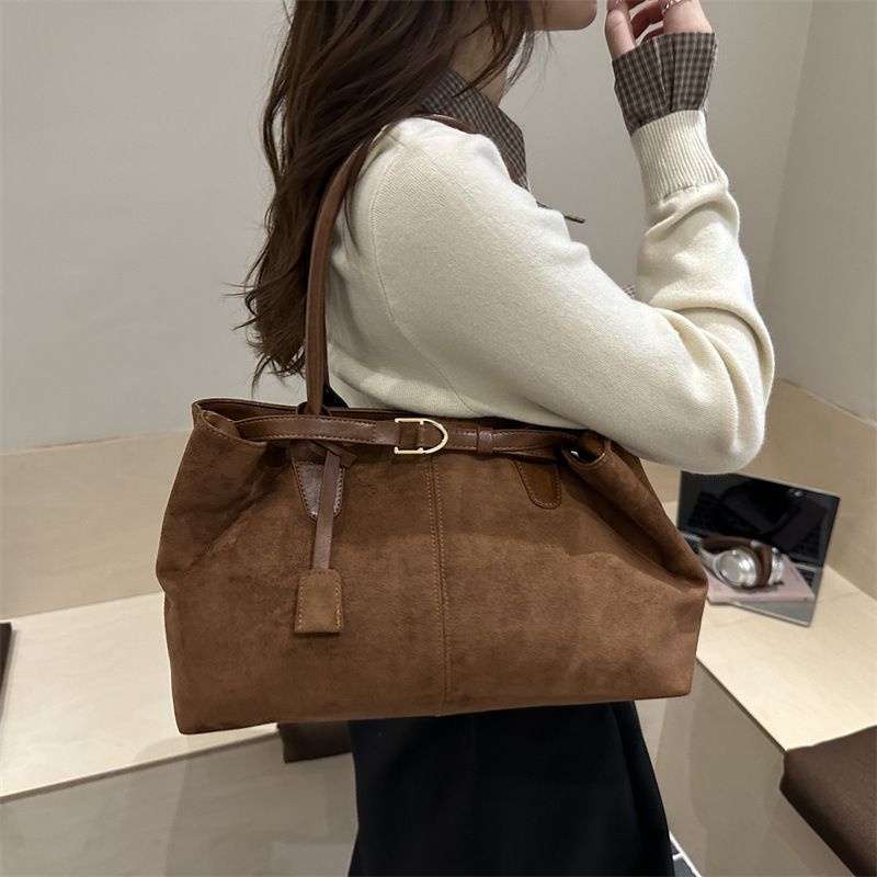 Chic Vintage Large Capacity Relaxed Shoulder Tote Bag
