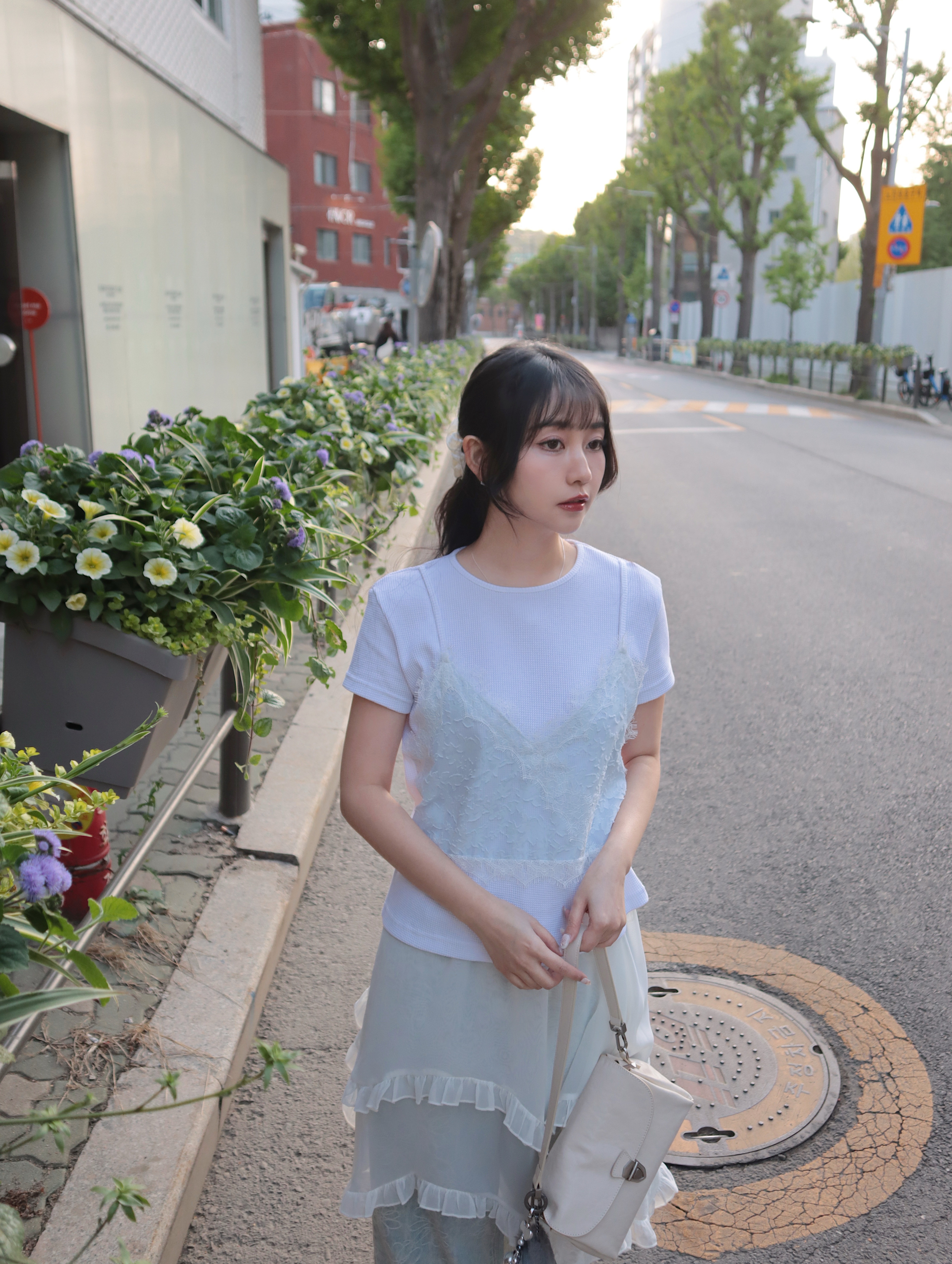 26C101荷葉不規則罩裙