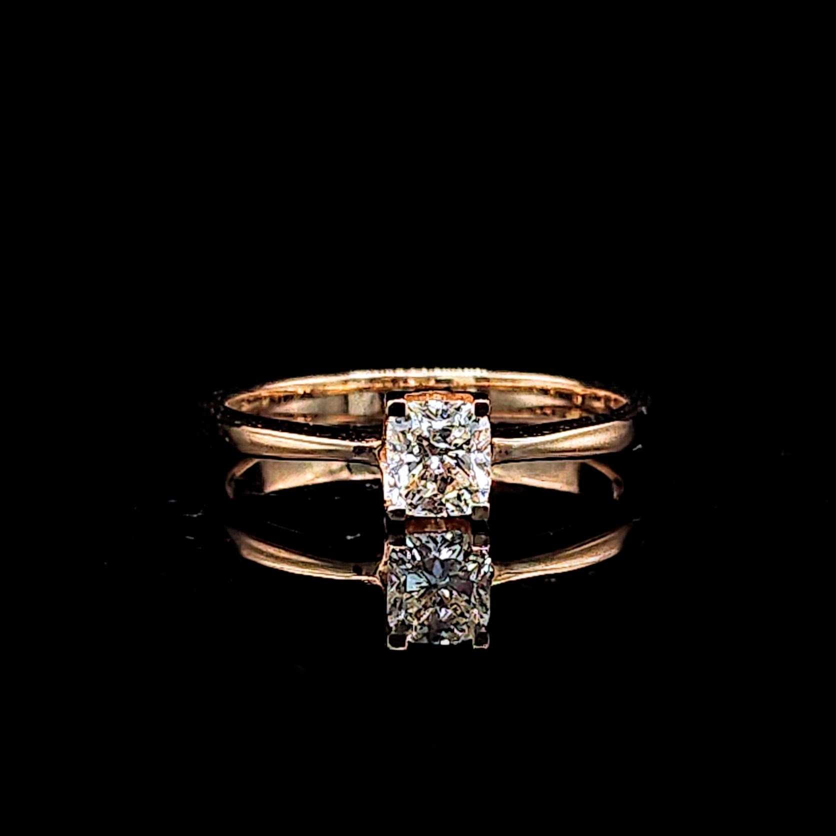 全新18K玫瑰金【單粒46份方形鑽石】4爪戒指