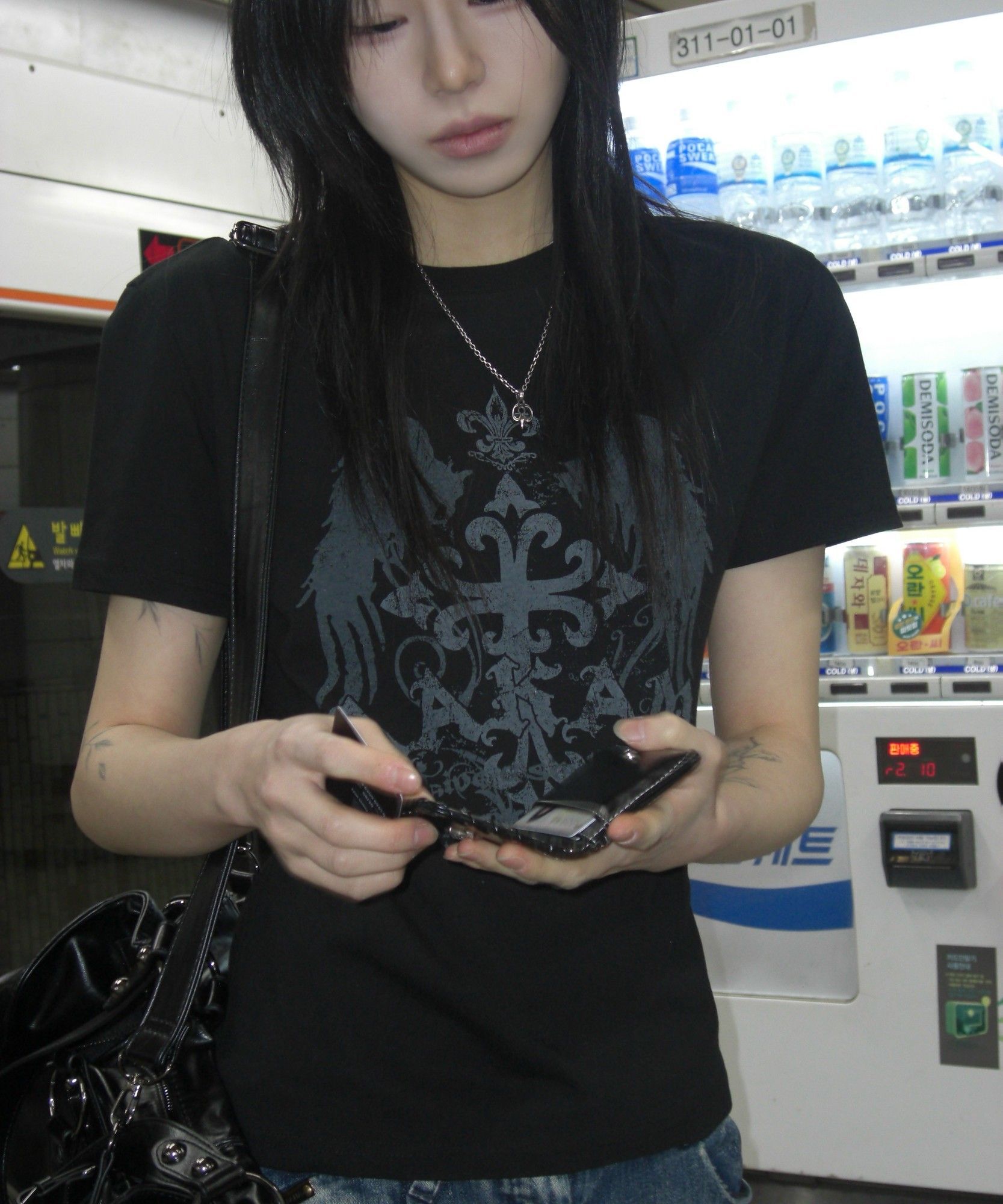 AAKAM 十字翼短版上衣 黑色 AK26TOP32BK