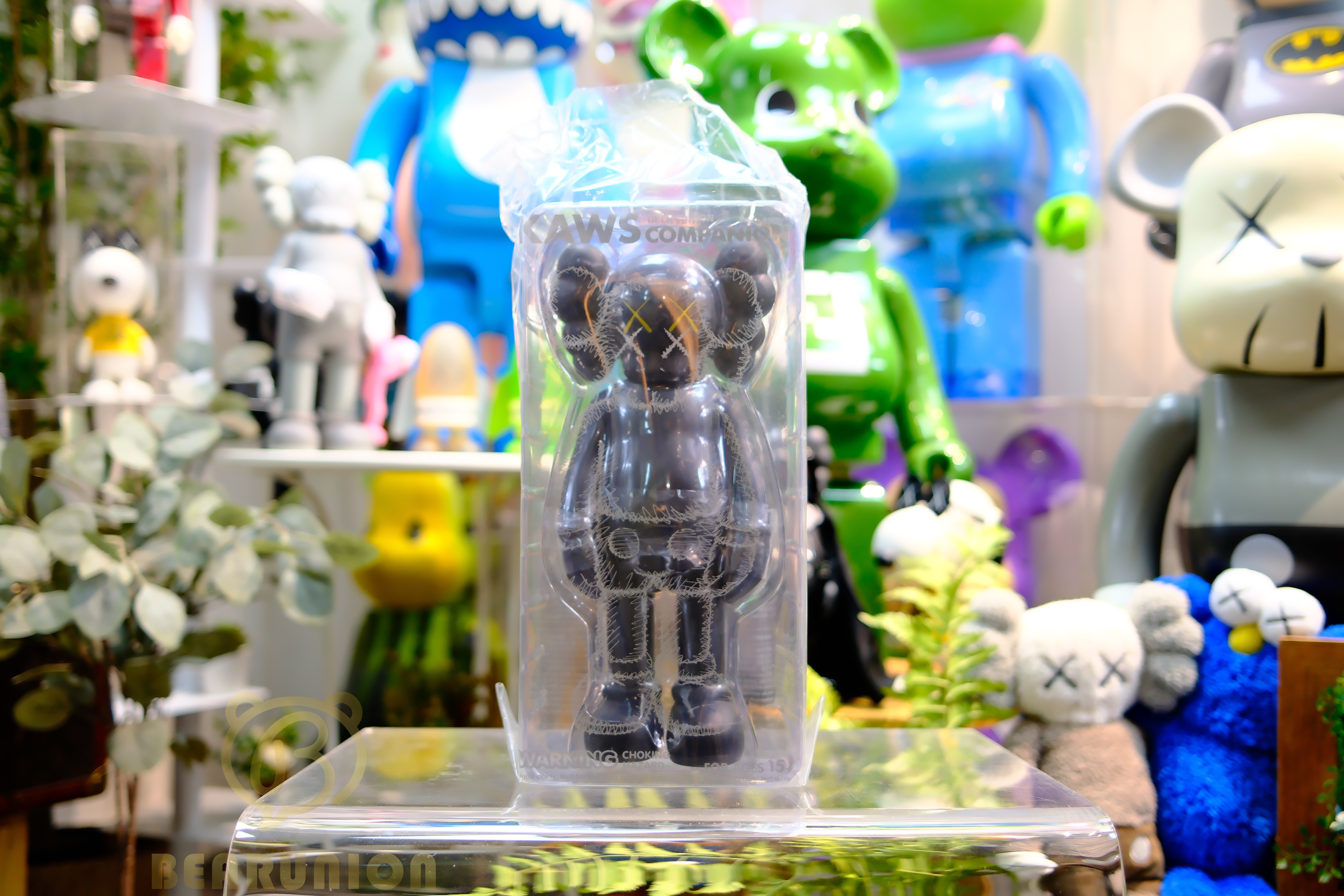 🥇現貨🥇KAWS Companion Open Edition Vinyl  Figure Black