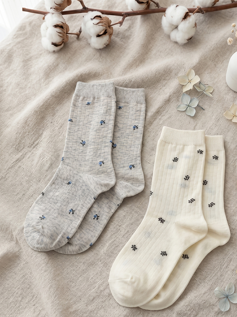 日系微甜清新小碎花坑條中筒襪