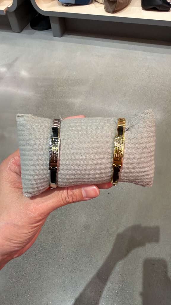 YP107 Marc Jacobs The ID 鉸鏈手環