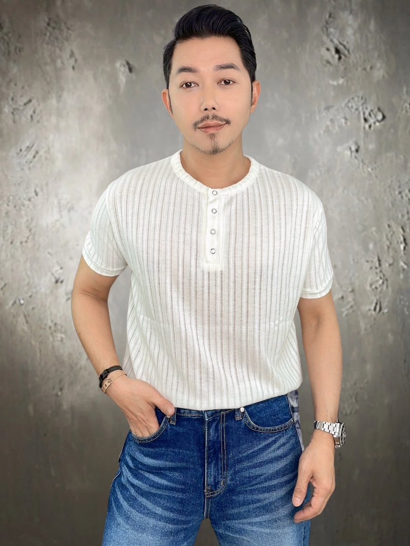 (韓潮獨家超甜價)按扣亨利領鏤空針織短袖上衣