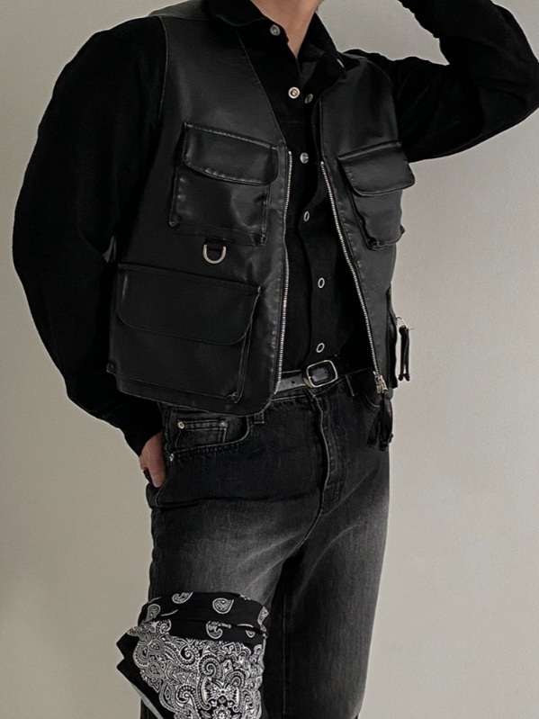 (韓潮獨家超甜價)多口袋短款皮革背心