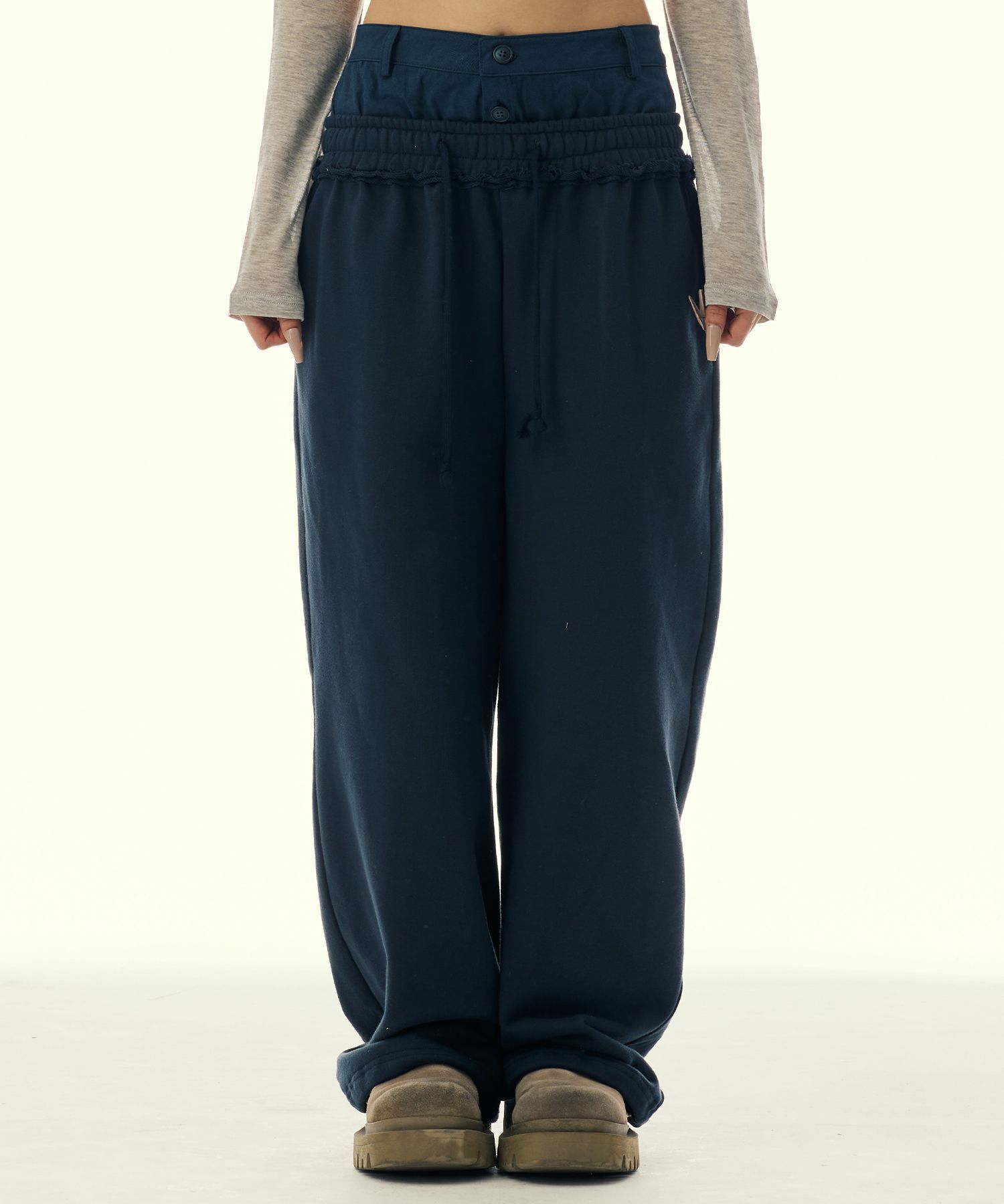 GILAARCHIVE 疊層腰帶運動長褲 海軍藍 GL26SPPT05NV