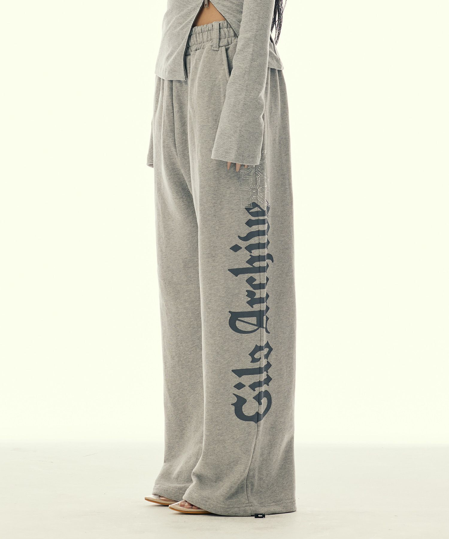 GILAARCHIVE 側邊十字 Logo 運動長褲 GL25FABT03GY