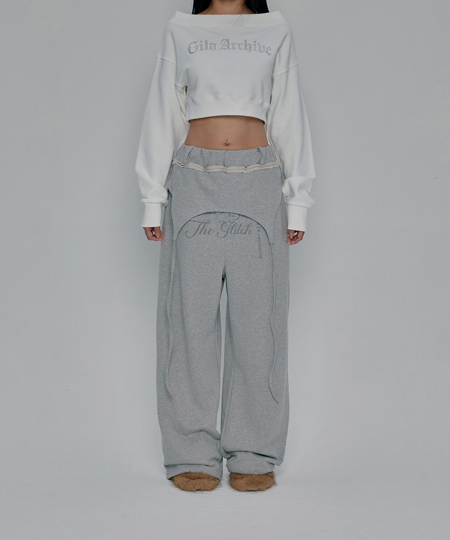 길라아카이브 落肩字母印花運動褲 GL25FABT02GY