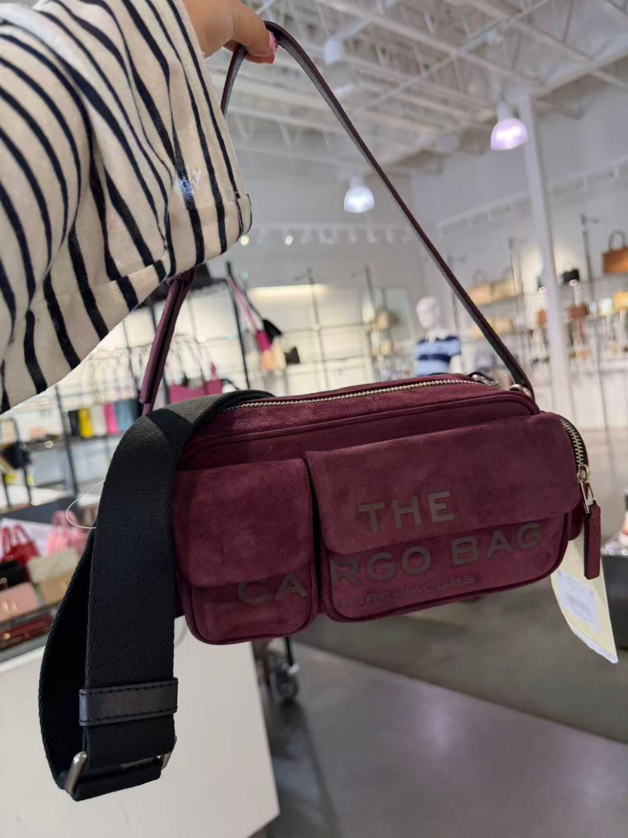 【預購】Marc Jacobs H042270 復古酒紅兩用斜咩袋