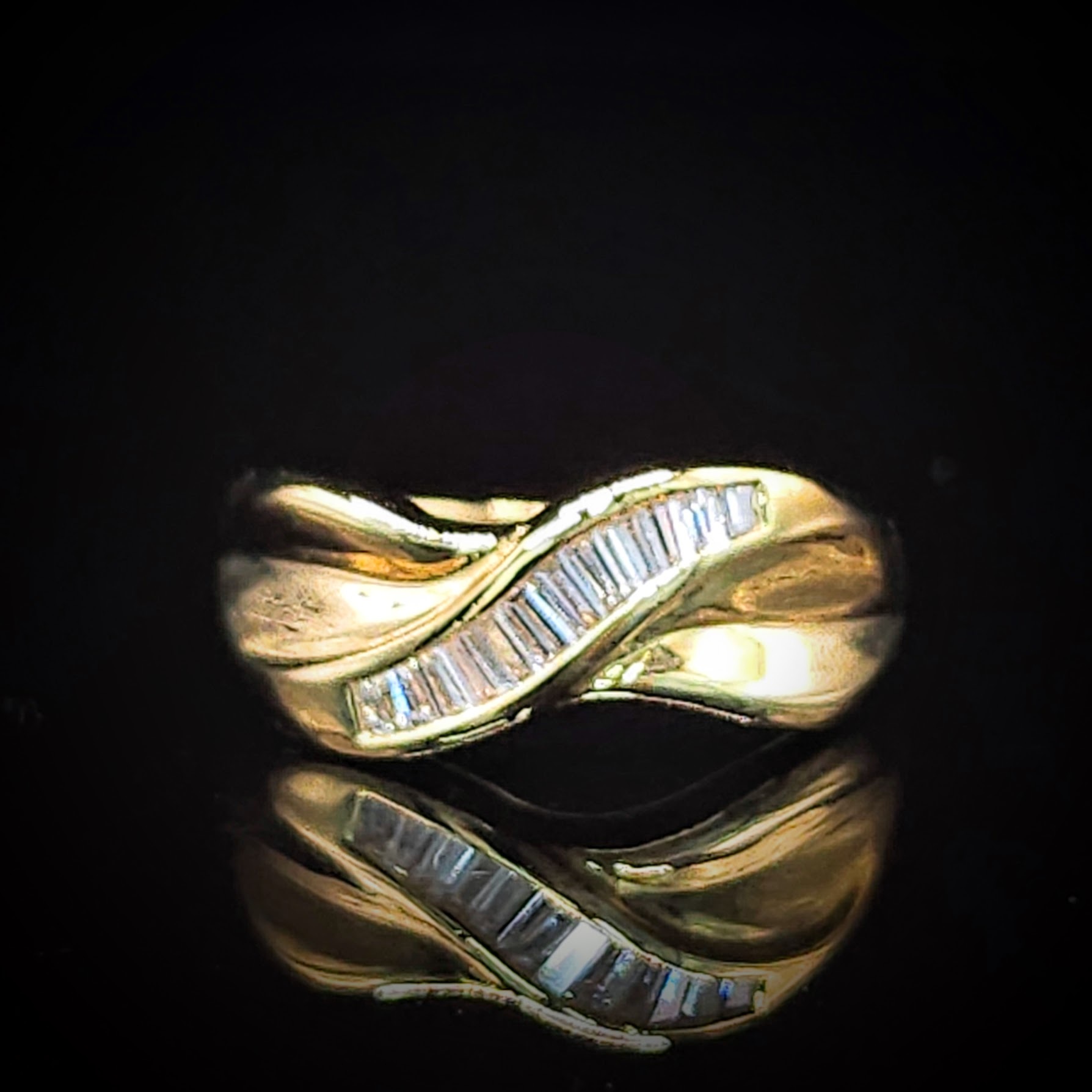 全新18K黃金35份鑽石戒指