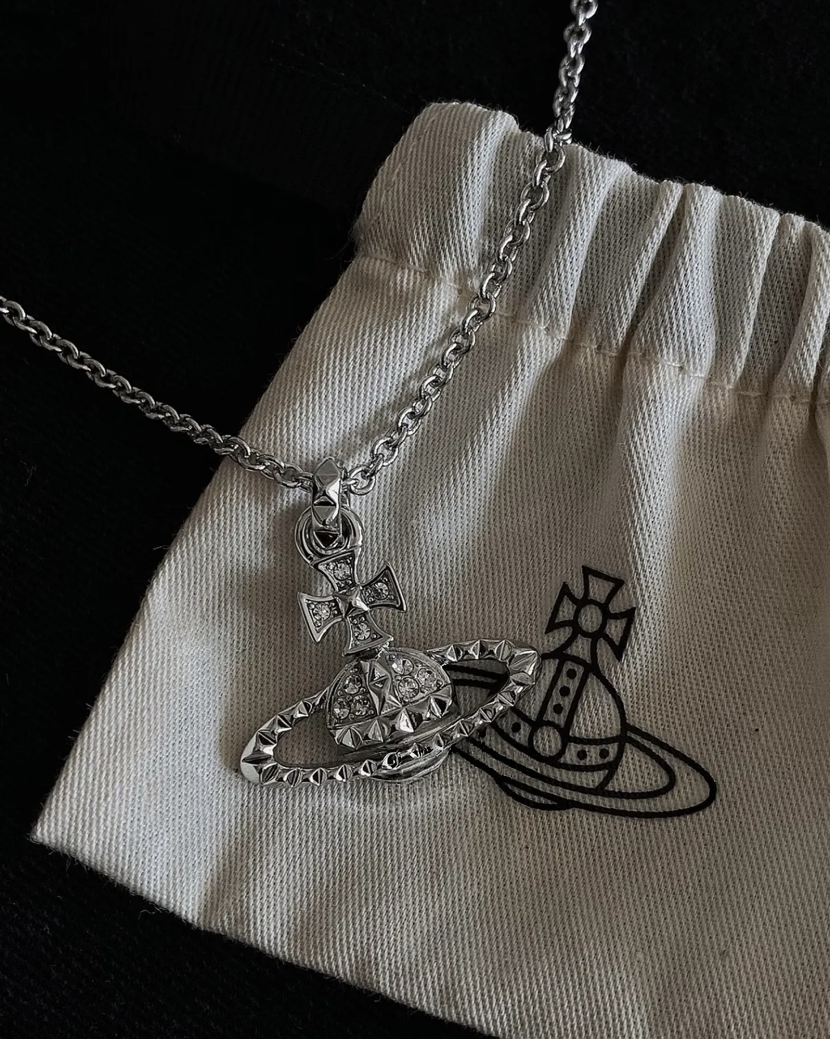 Vivienne Westwood Mayfair Bas 吊墜 項鍊 銀色 土星 水鑽 西太后 薇薇安