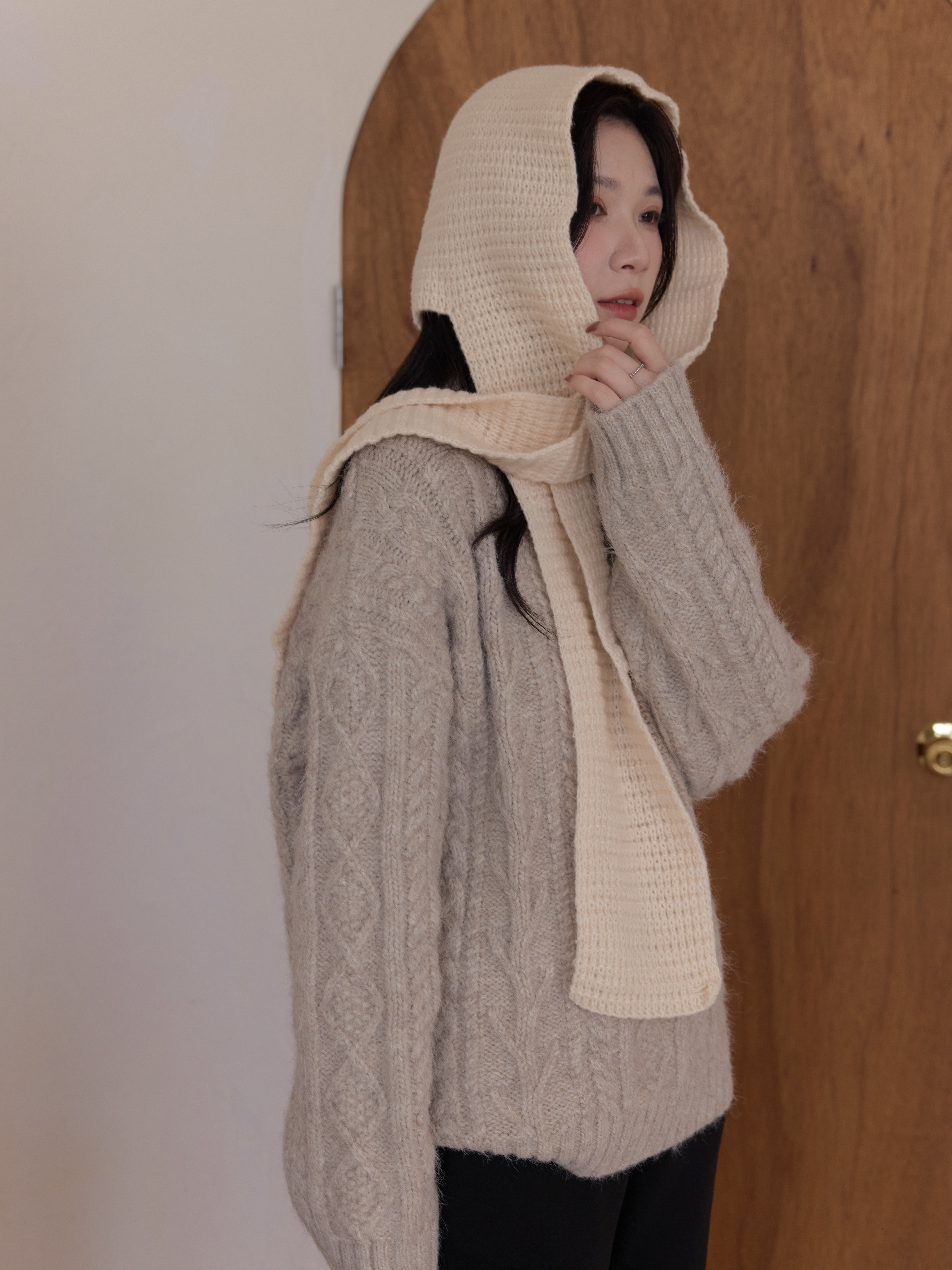 溫暖連帽鉤織圍巾